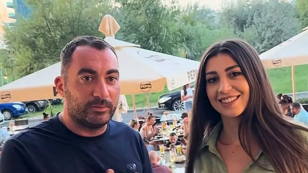 Nici bine nu și-a anunțat demisia de la taverna lui Pescobar, că Lavinia s-a dat de gol: și-a făcut iubit. Cum s-a fotografiat cu bărbatul misterios